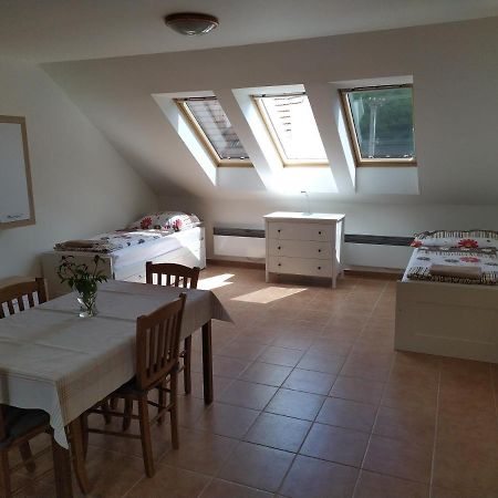 Apartment Koprivovi Němčičky Exterior foto